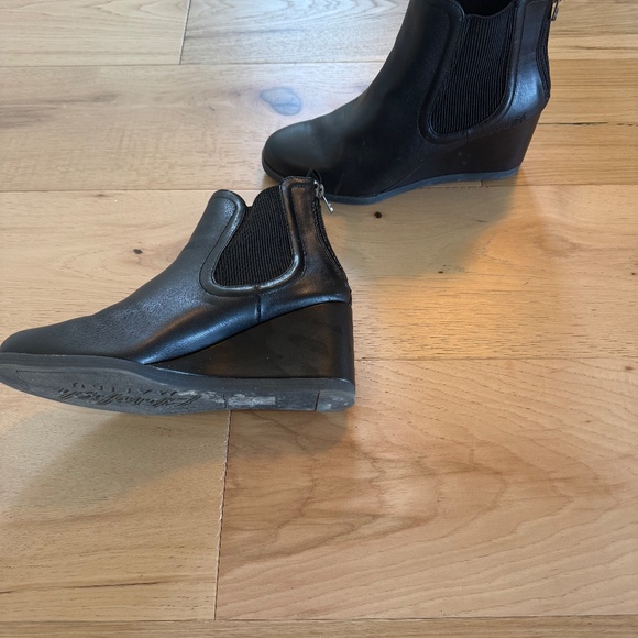 ANKLE BOOTS - Picture 3 of 4